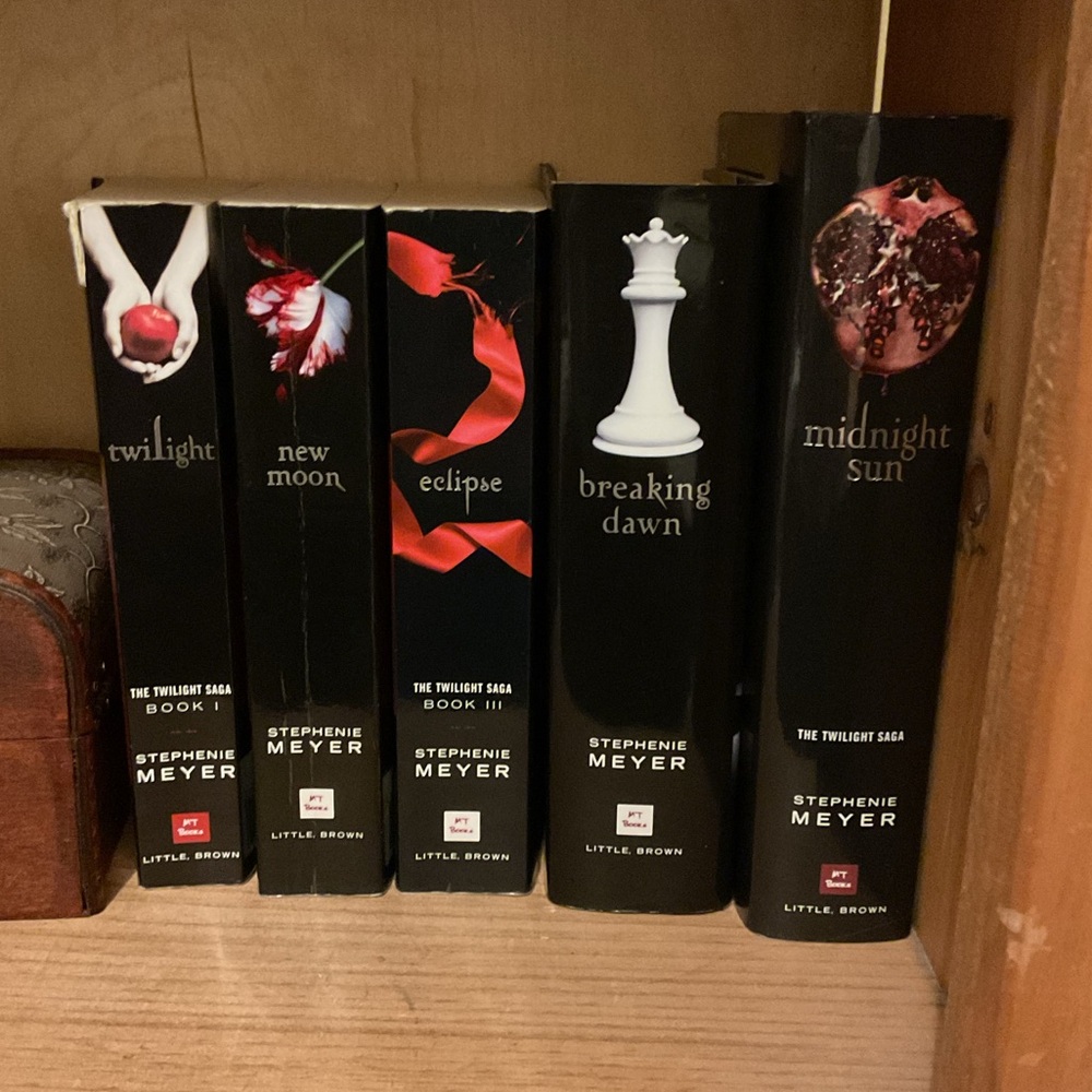 Twilight by Stephanie Meyer